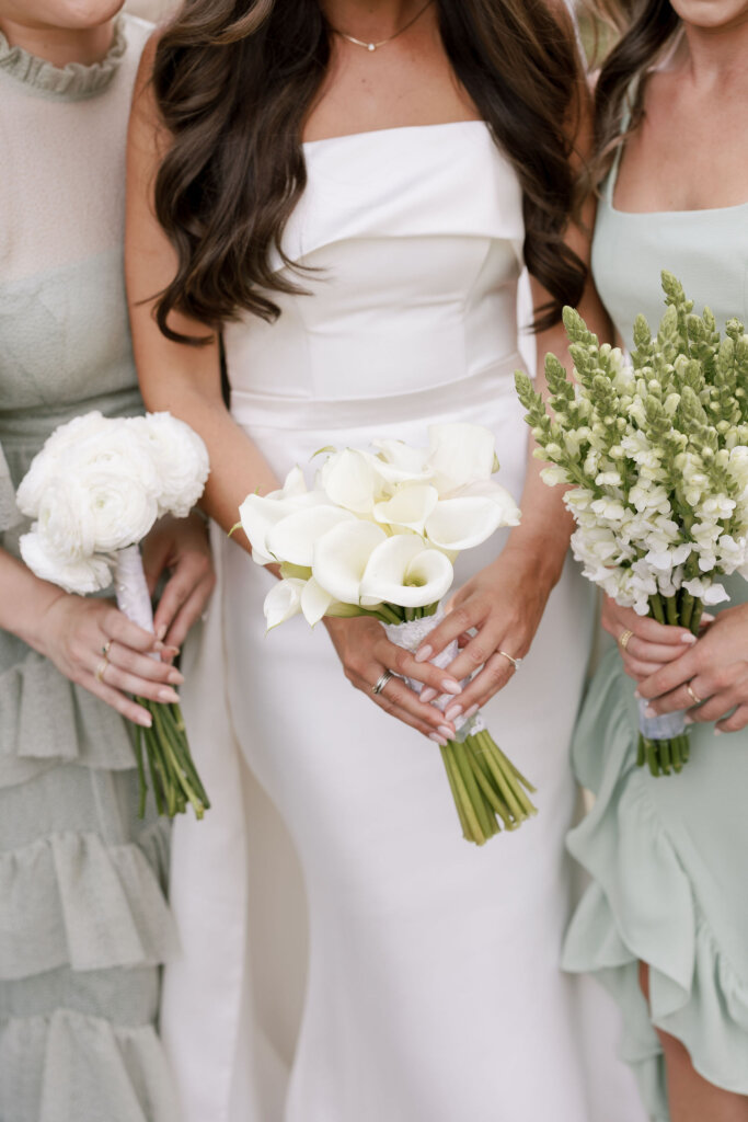 Florals by NE Flower Boutique for John James Audubon Center.